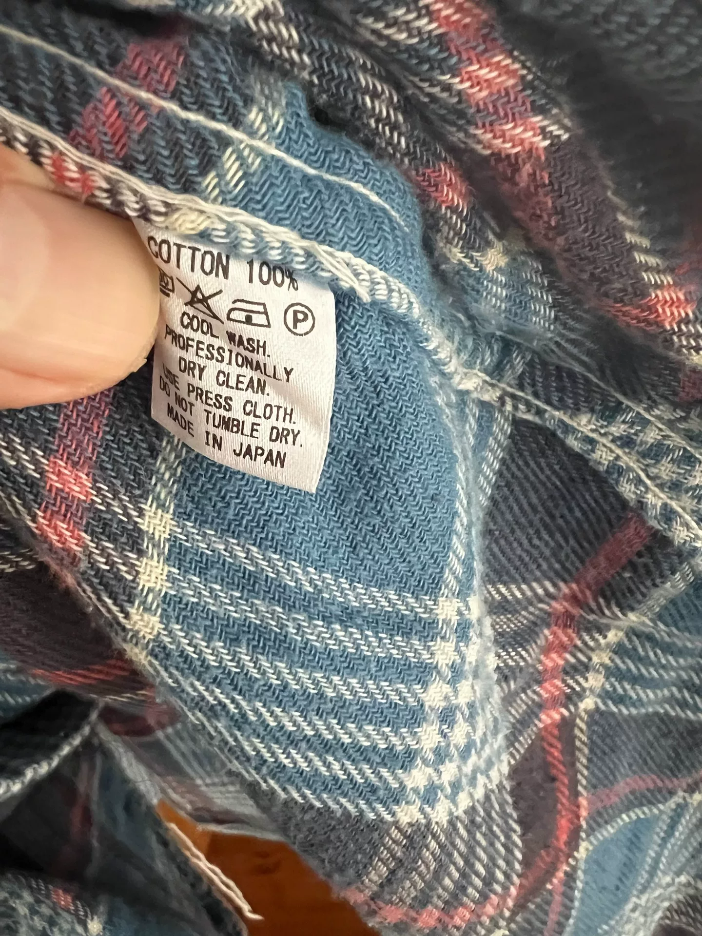 Pherrow's Indigo Houndstooth Shirt — label