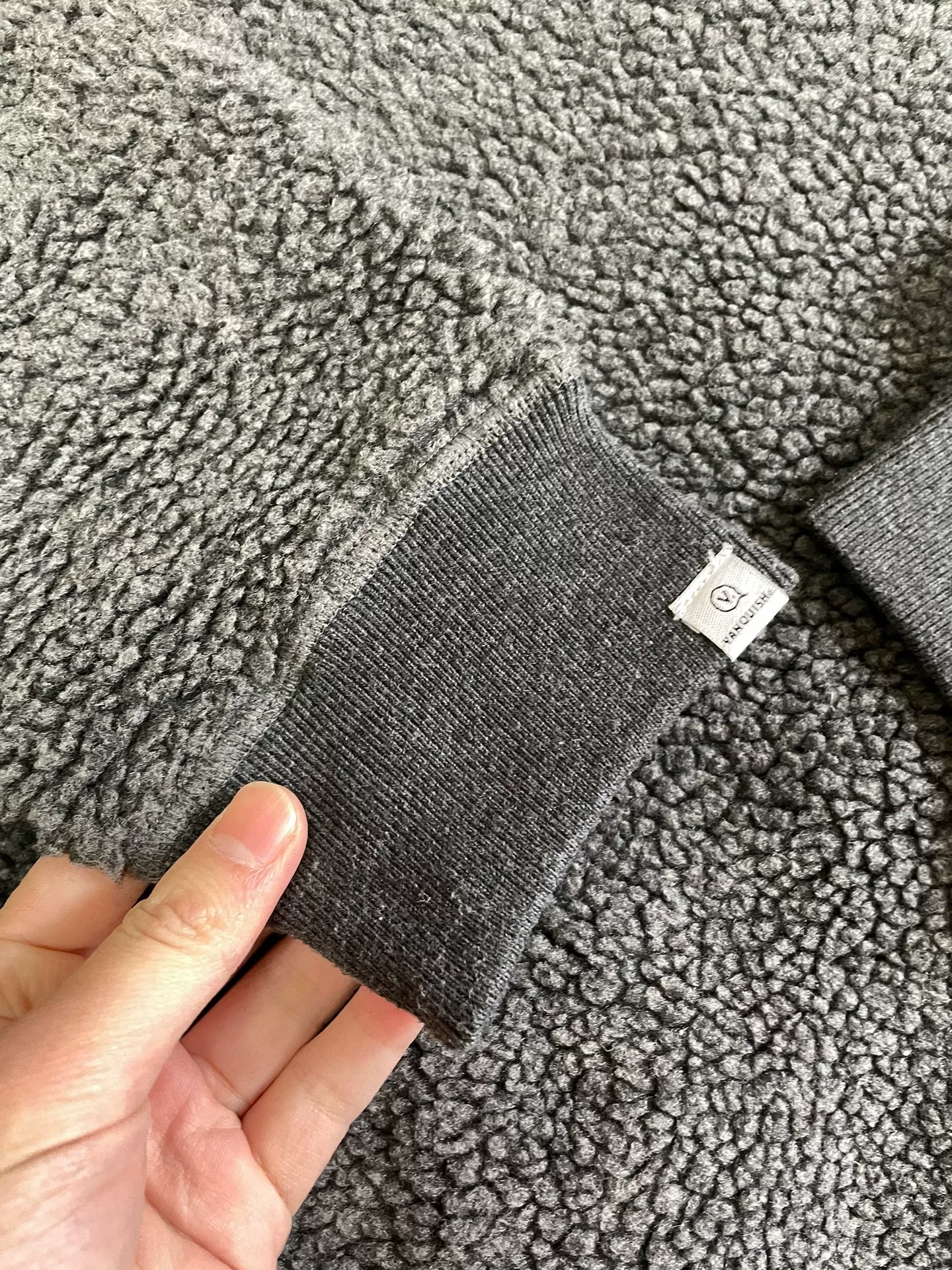 Vanquish Thick Distressed Fleece Pullover — back