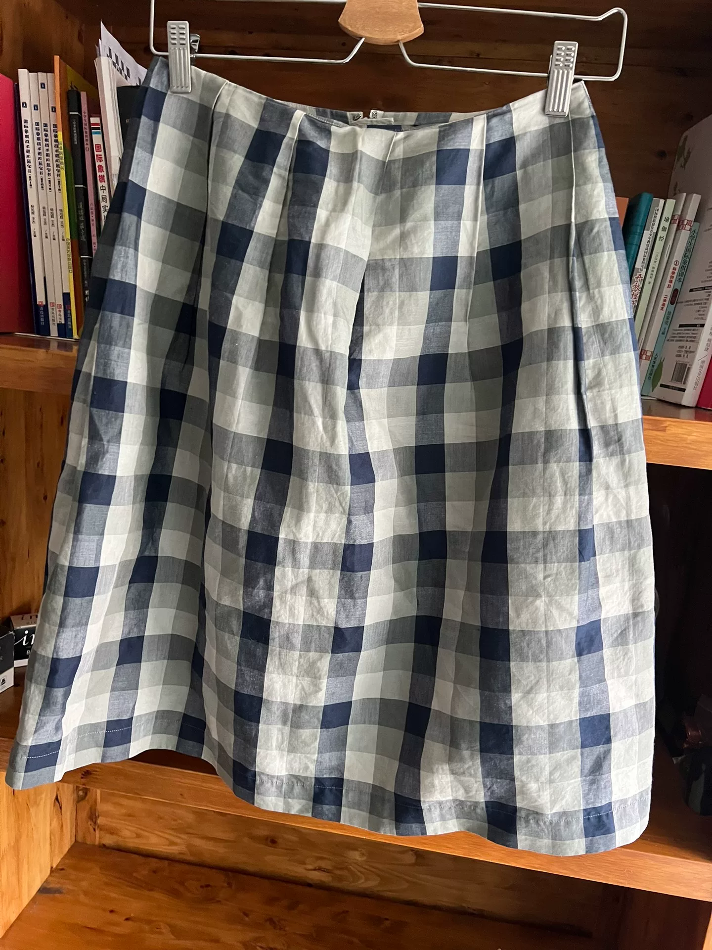 Margaret Howell Cotton-Linen Plaid Skirt — detail