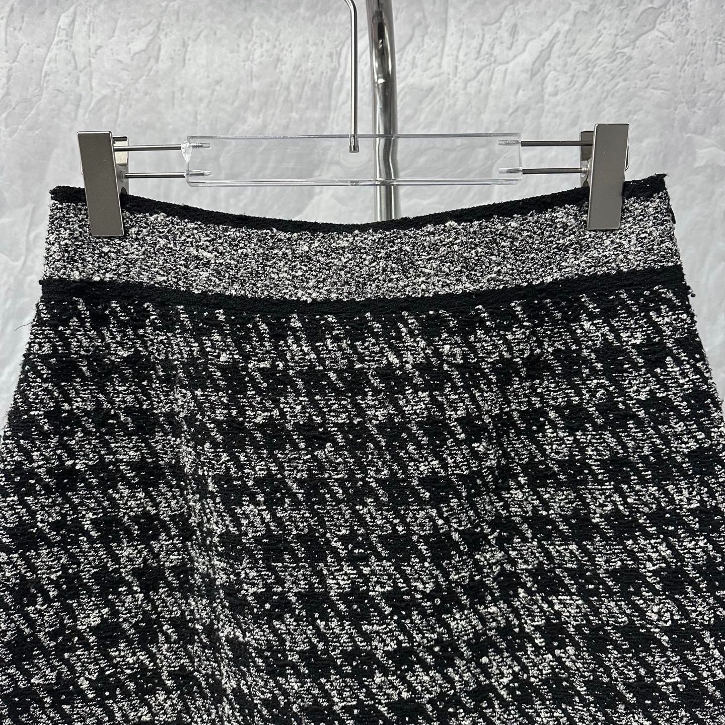 Dior Houndstooth Tweed Knit Skirt — detail