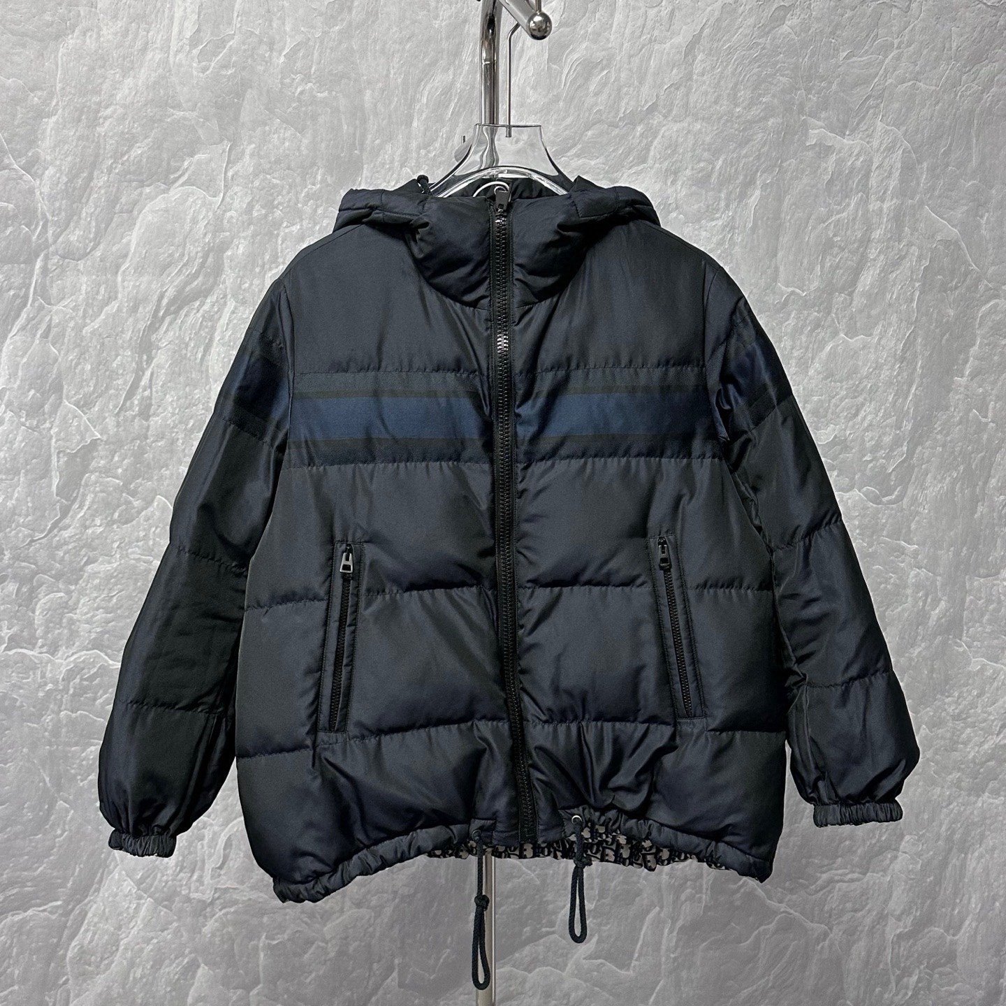 Dior Double-Sided Logo Print Hooded Jacket — detail