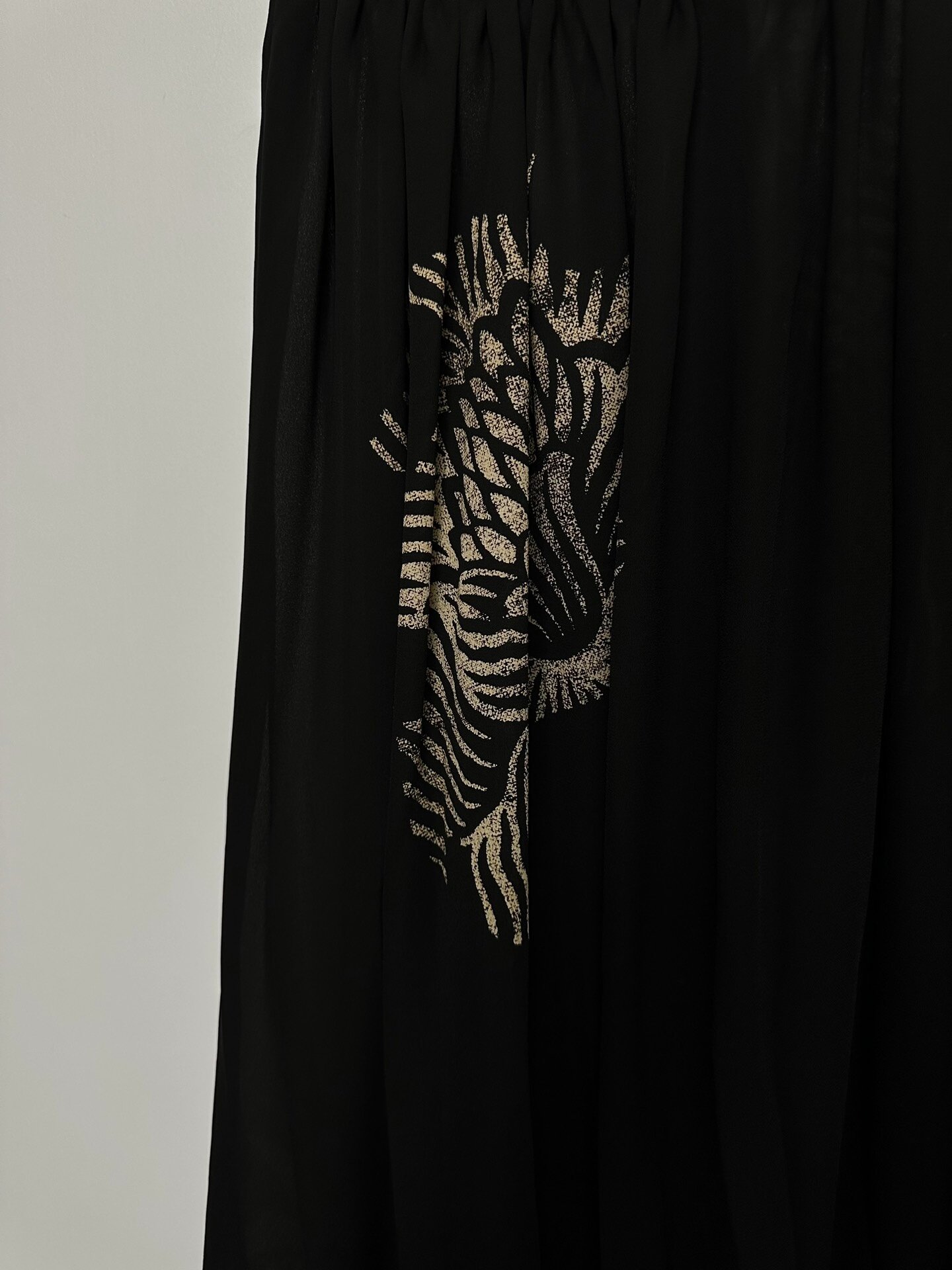 Comme des Garçons 1992AW Discharge Print Skirt — detail