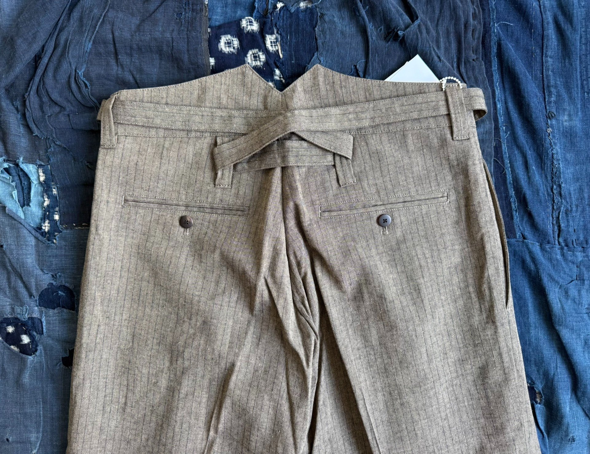 VISVIM 22AW HAKAMA PANTS SANTOME — label