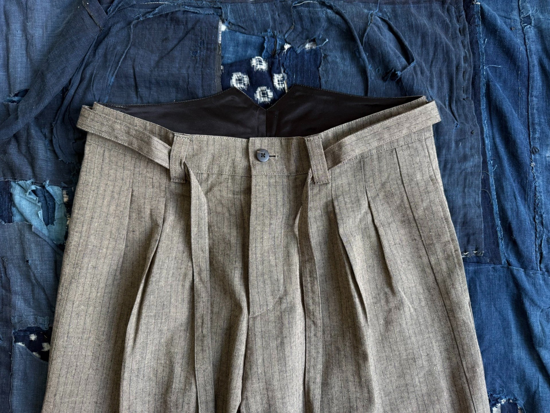 VISVIM 22AW HAKAMA PANTS SANTOME — back