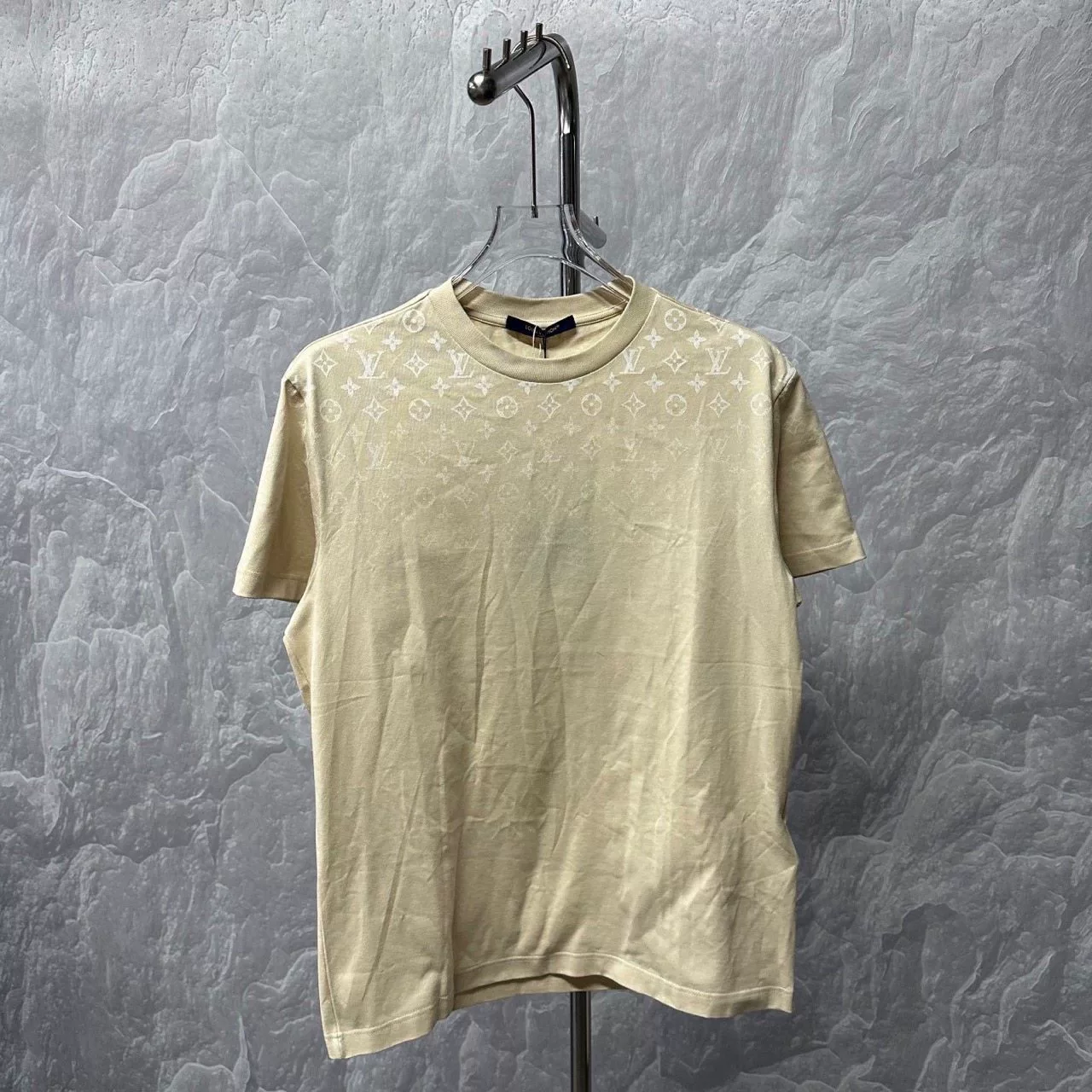 Louis Vuitton SS25 Gradient Monogram Tee — back