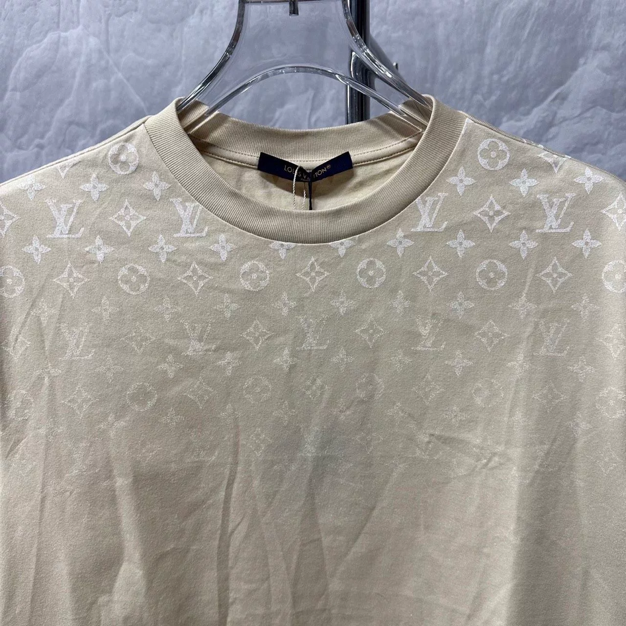 Louis Vuitton SS25 Gradient Monogram Tee — front