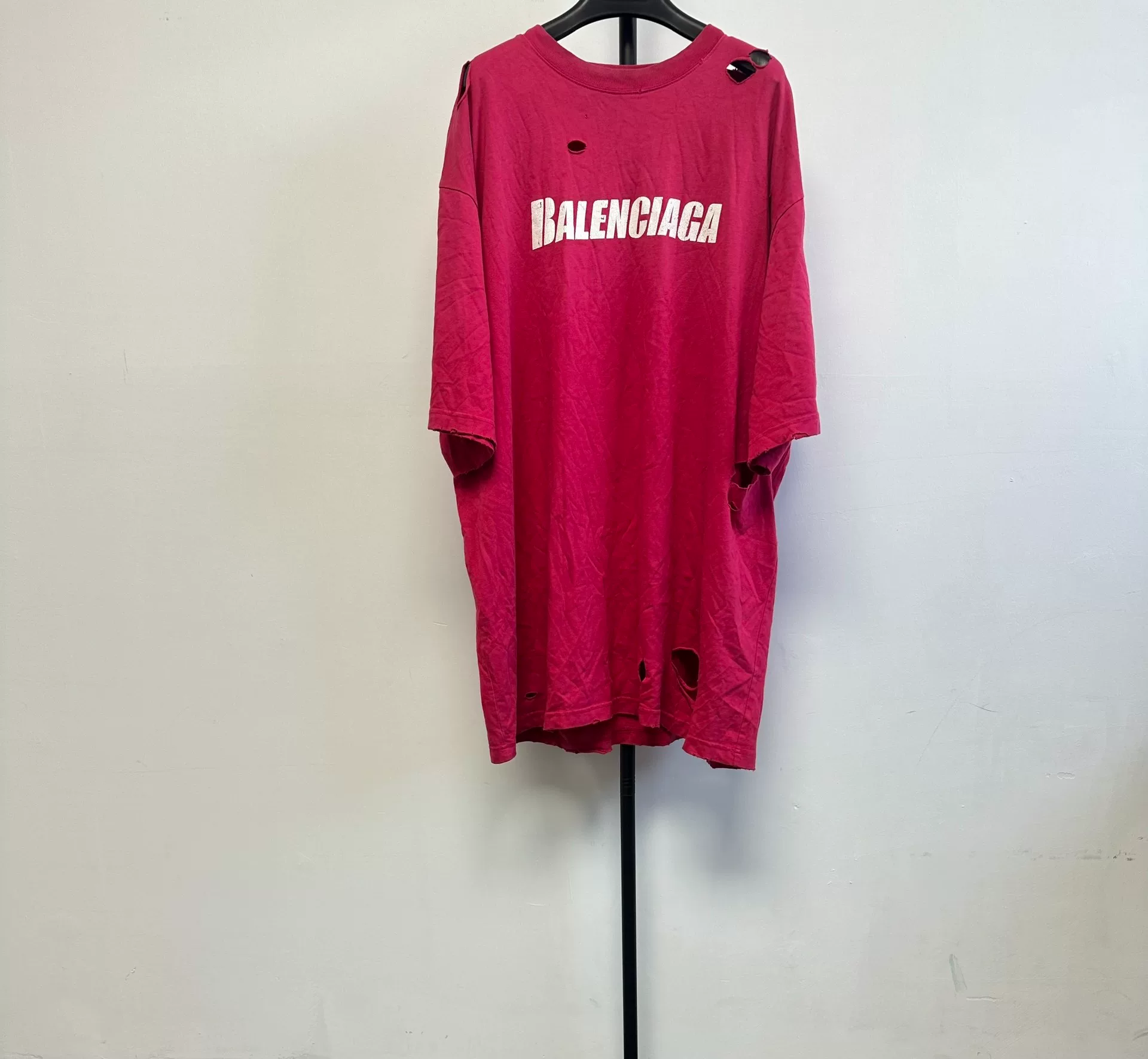 Balenciaga Red Letter Print Distressed T-shirt