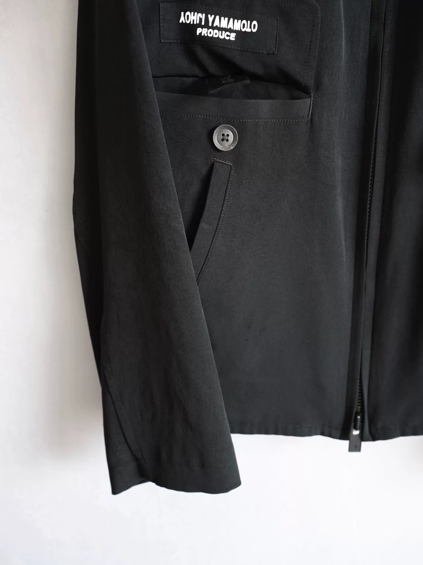 Yohji Yamamoto 24SS Zip Triacetate Jacket — label