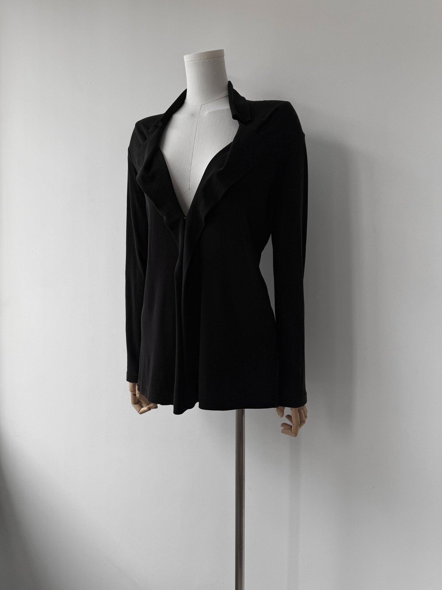 Yohji Yamamoto 19SS Asymmetric Cotton Cardigan — detail