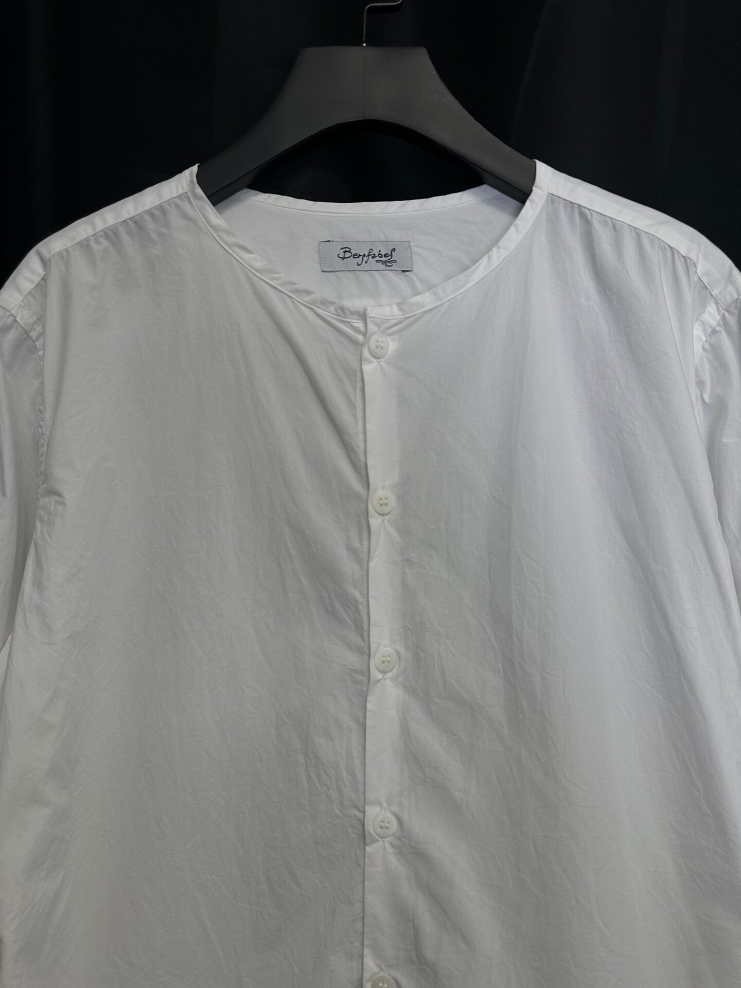 Bergfabel Collarless Paper Cotton Shirt — detail
