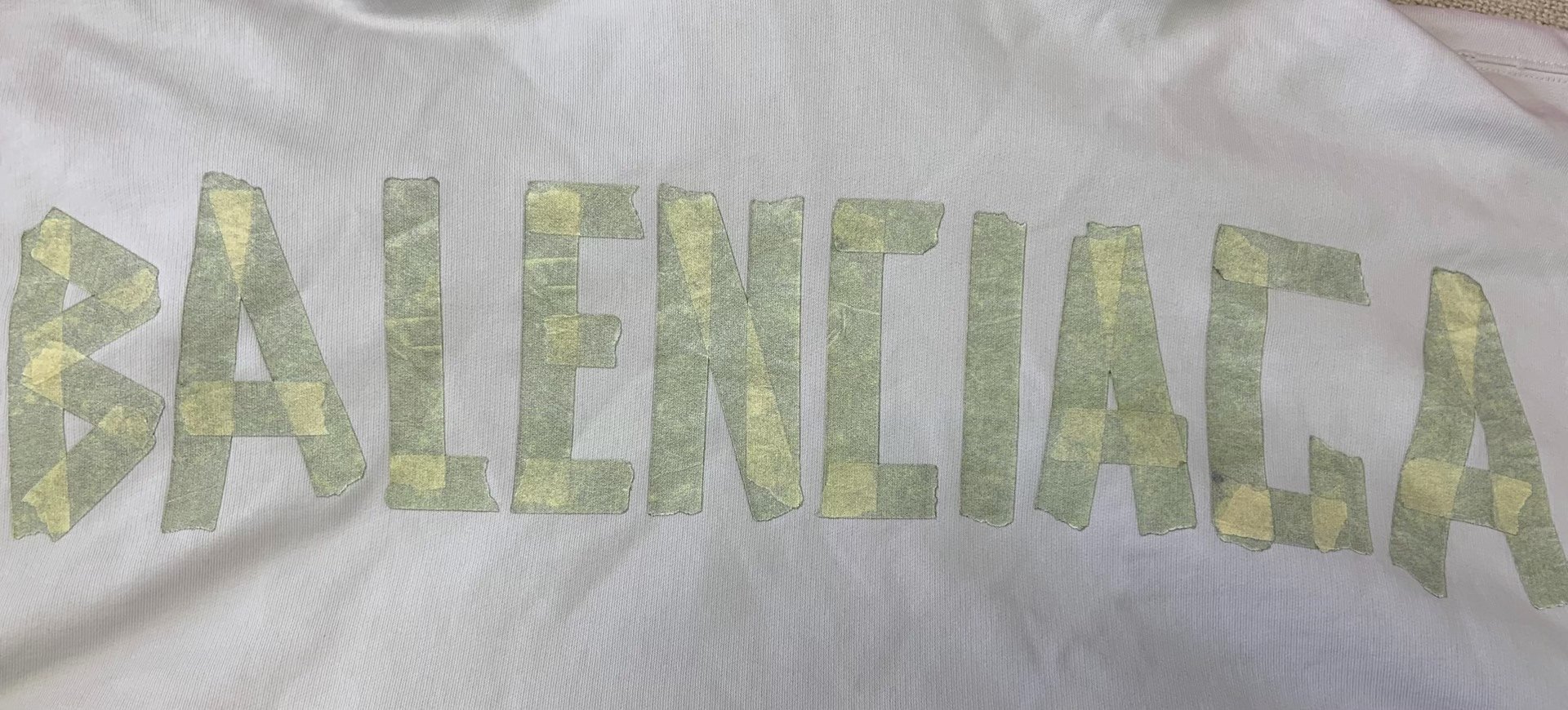 Balenciaga Green Print Hole Loose Hoodie — detail