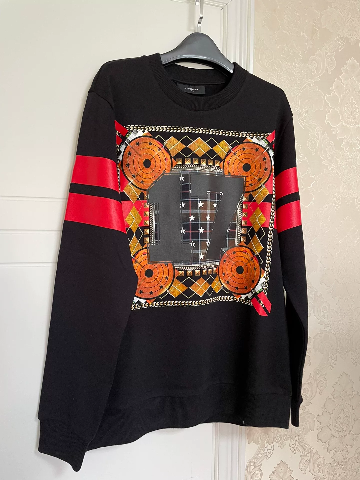 Givenchy 17 Target Crewneck Sweatshirt