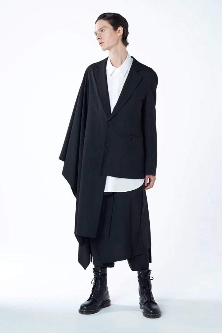 Yohji Yamamoto Asymmetric Cape Blazer — label