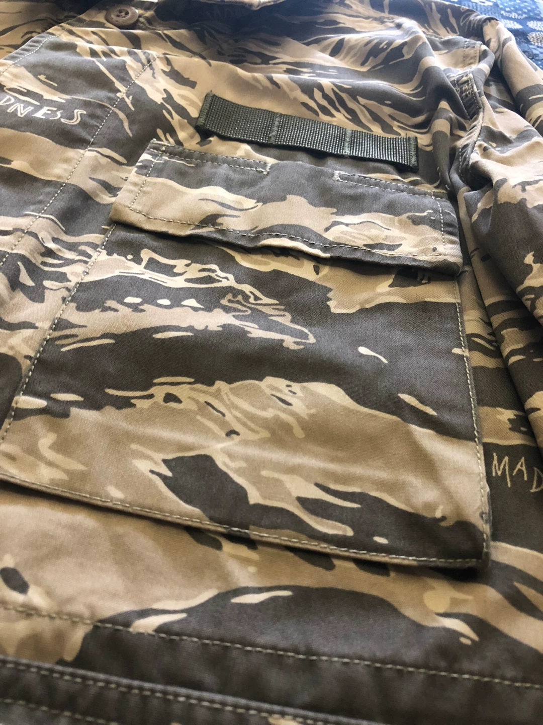 MADNESS Tiger Camo Military Jacket — detail