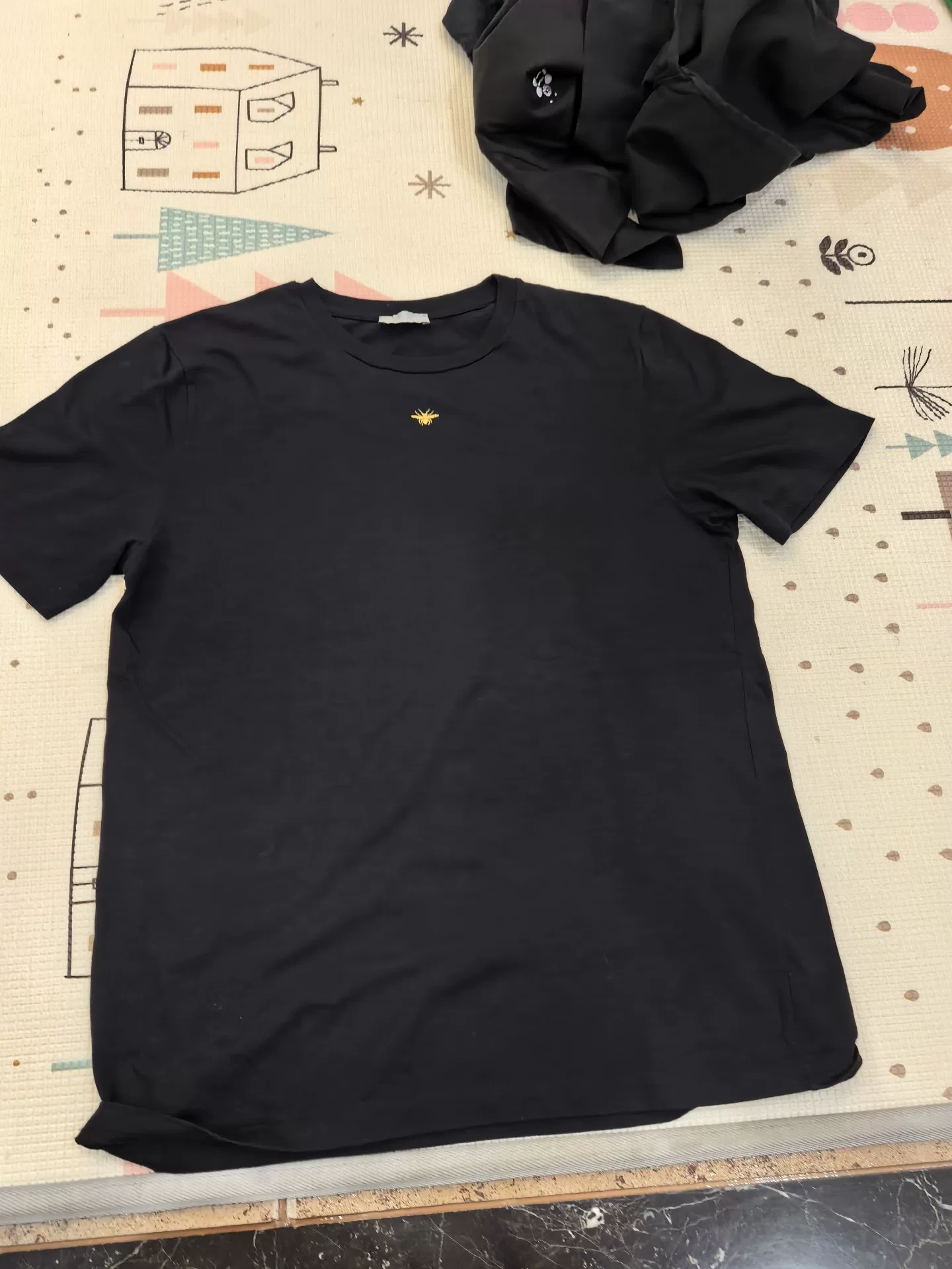 Dior Small Gold Bee Black T-Shirt