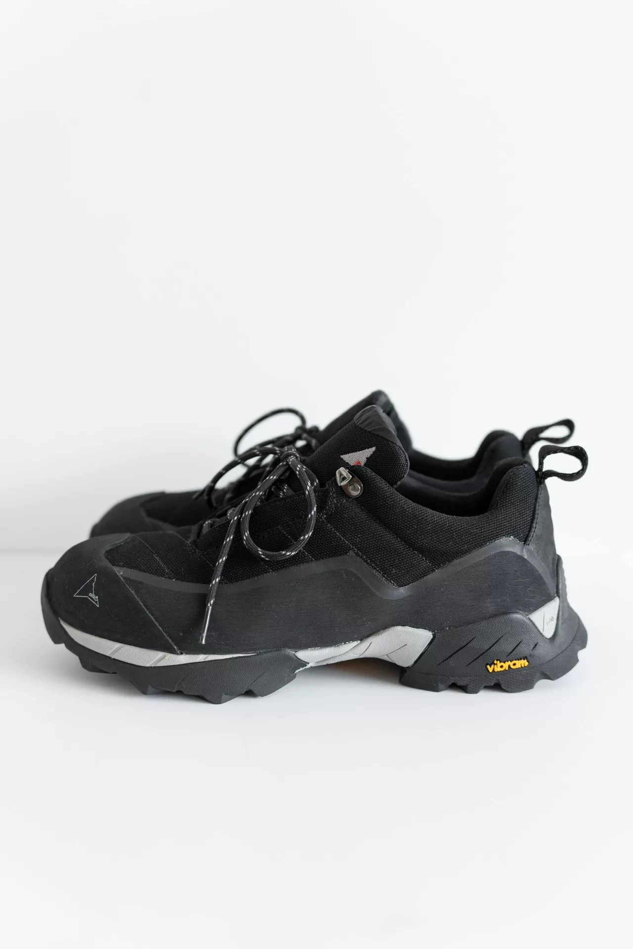 ROA 22ss Katharina Color-Block Hiking Shoes — front