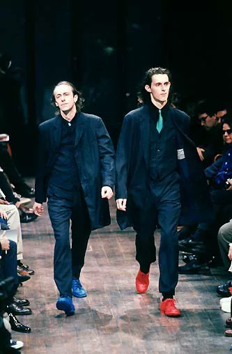 Yohji Yamamoto 98SS Long Coat J106 — detail