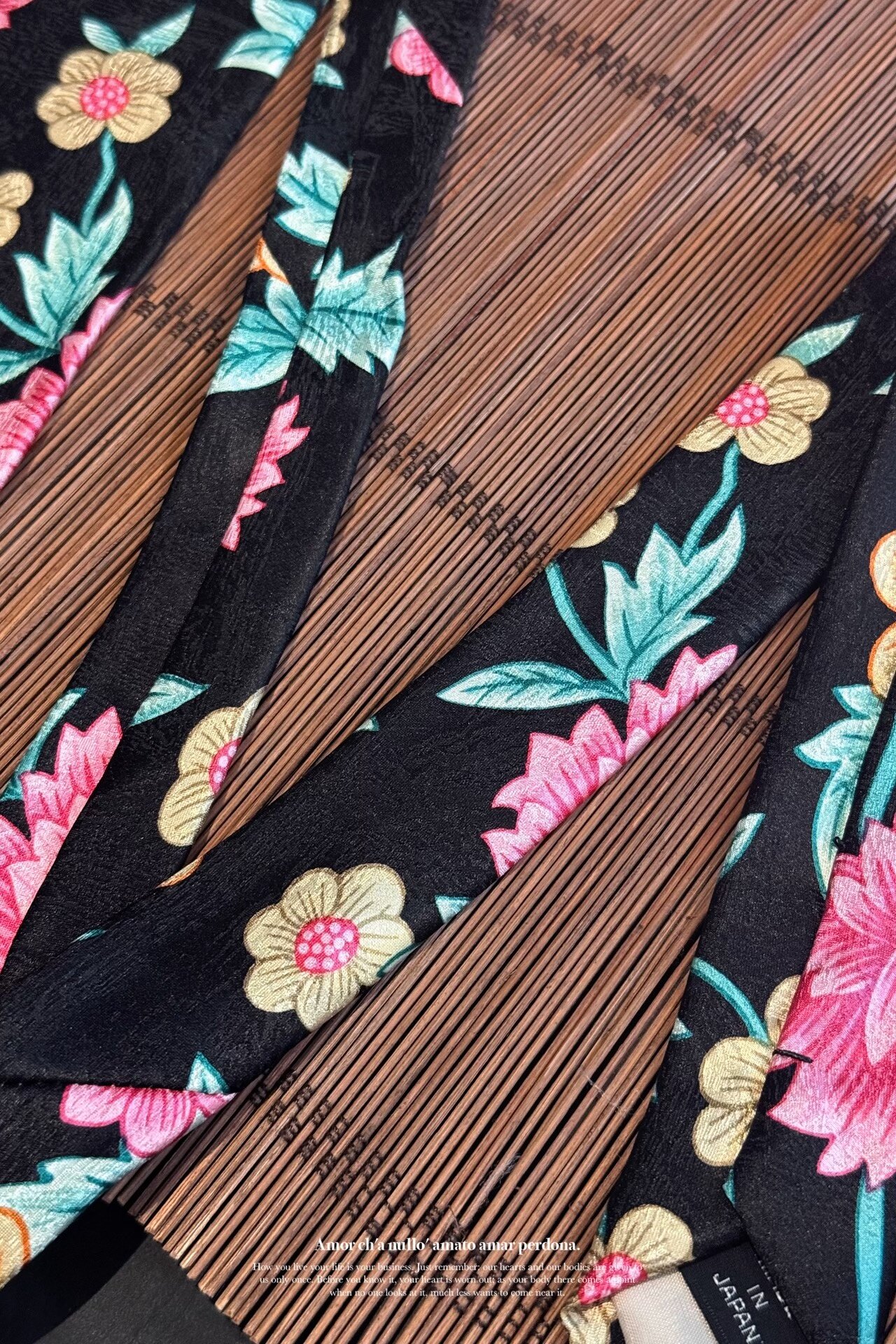 Yohji Yamamoto 90s Silk Floral Tie — detail