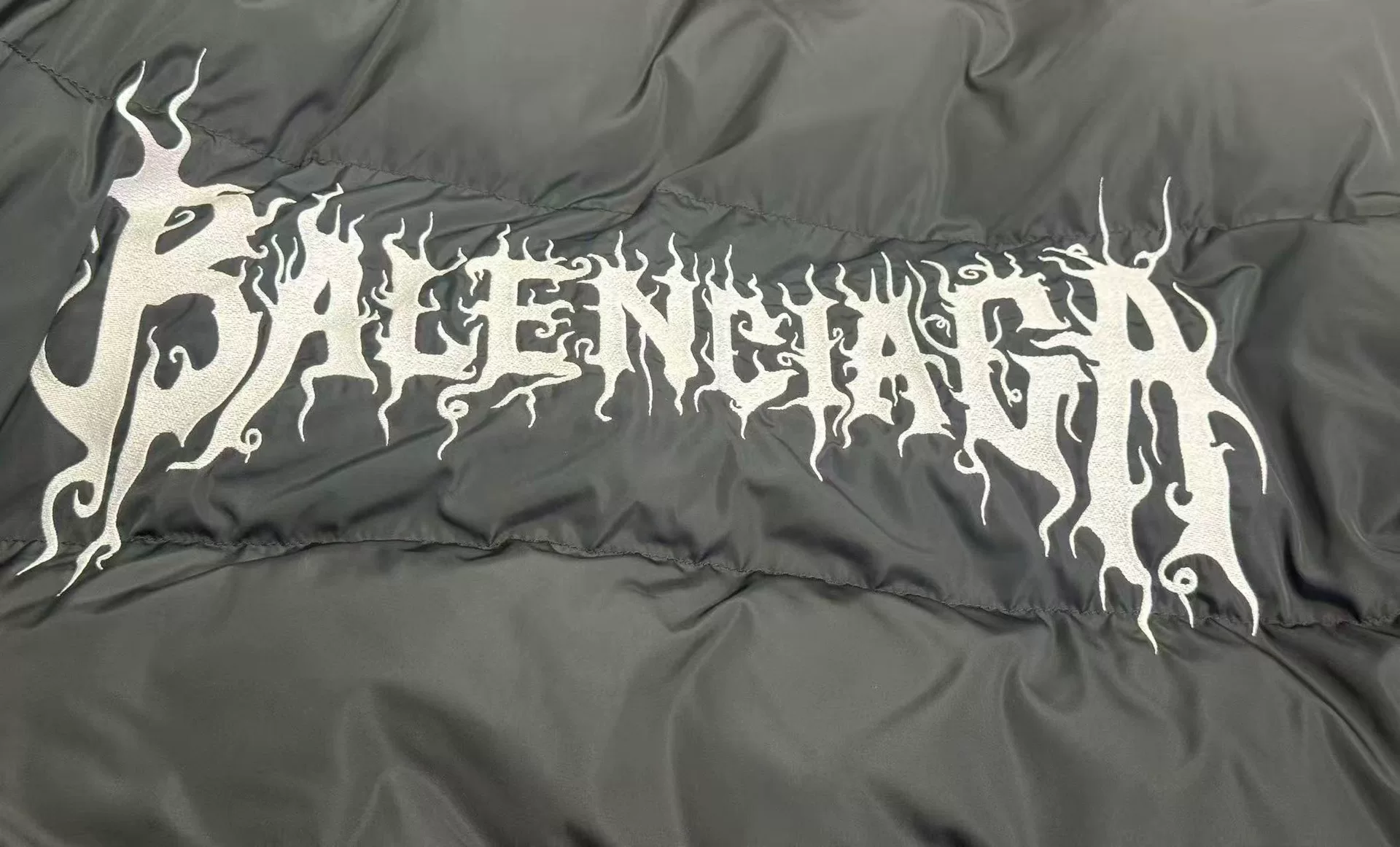 Balenciaga Letter Print Puffer Jacket — detail