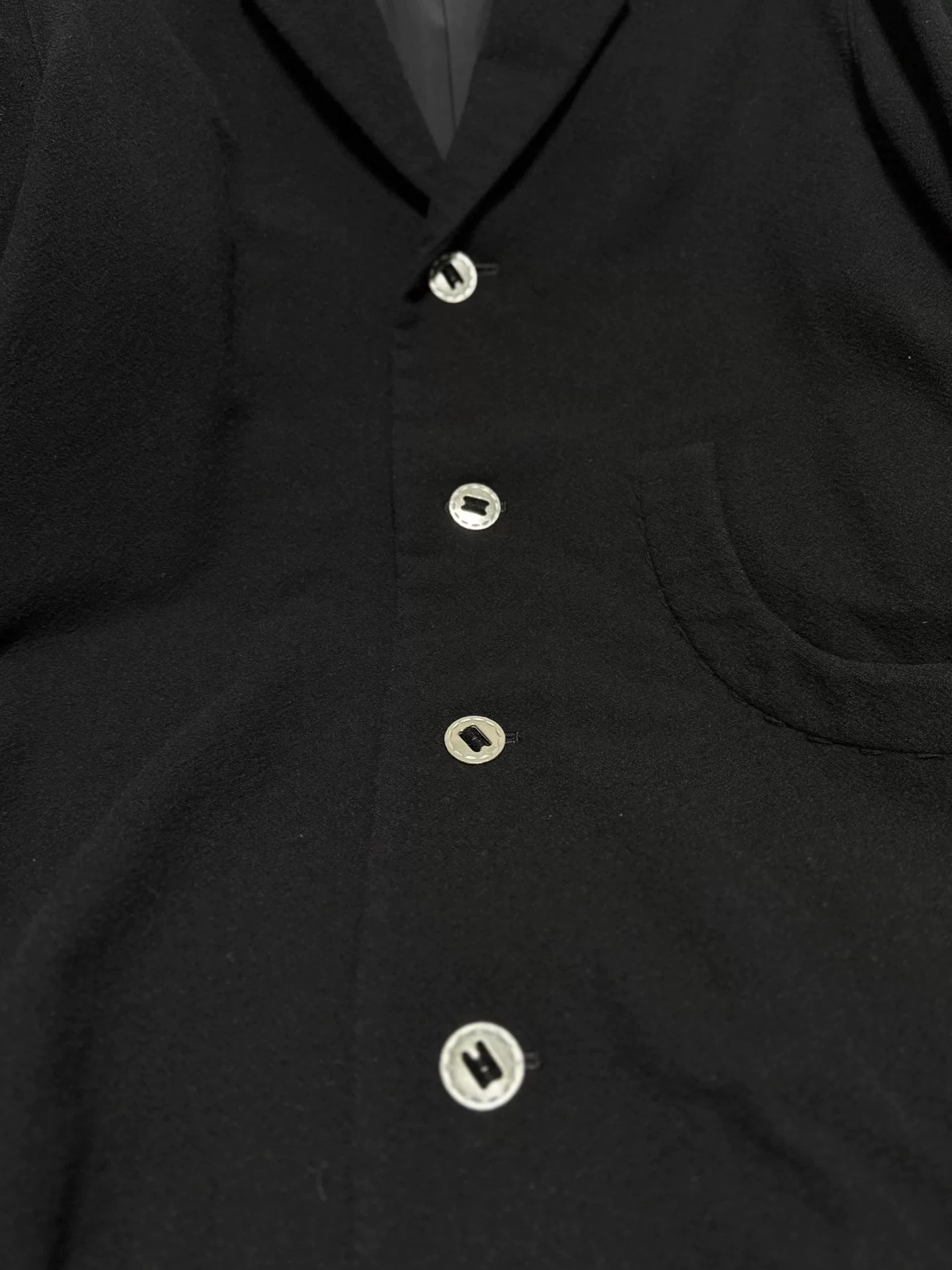 Yohji Yamamoto 05AW Silver Button Jacket — detail