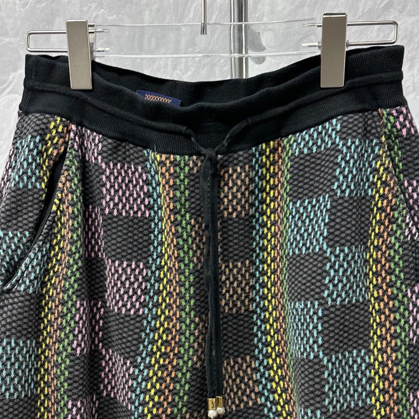 Louis Vuitton FW24 Colorblock Check Shorts M — detail
