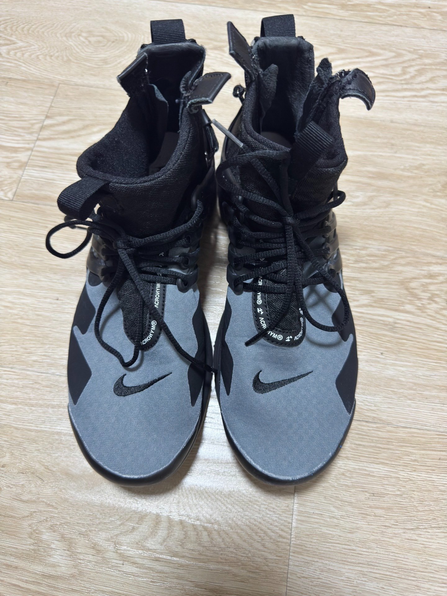 Nike x Arconym Presto High-Top Sneakers — detail