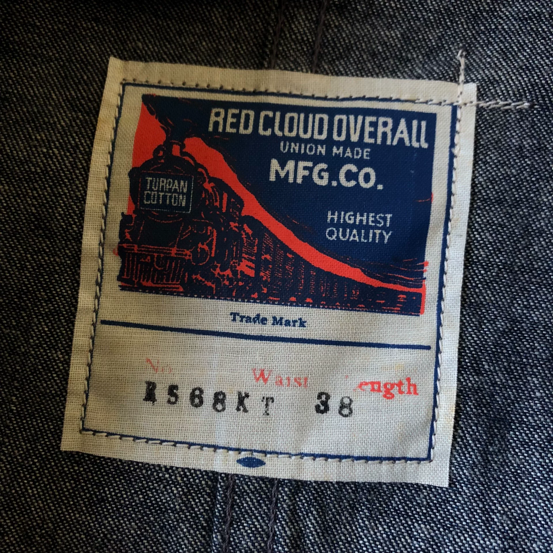 Red Cloud Vintage Long Jacket — detail