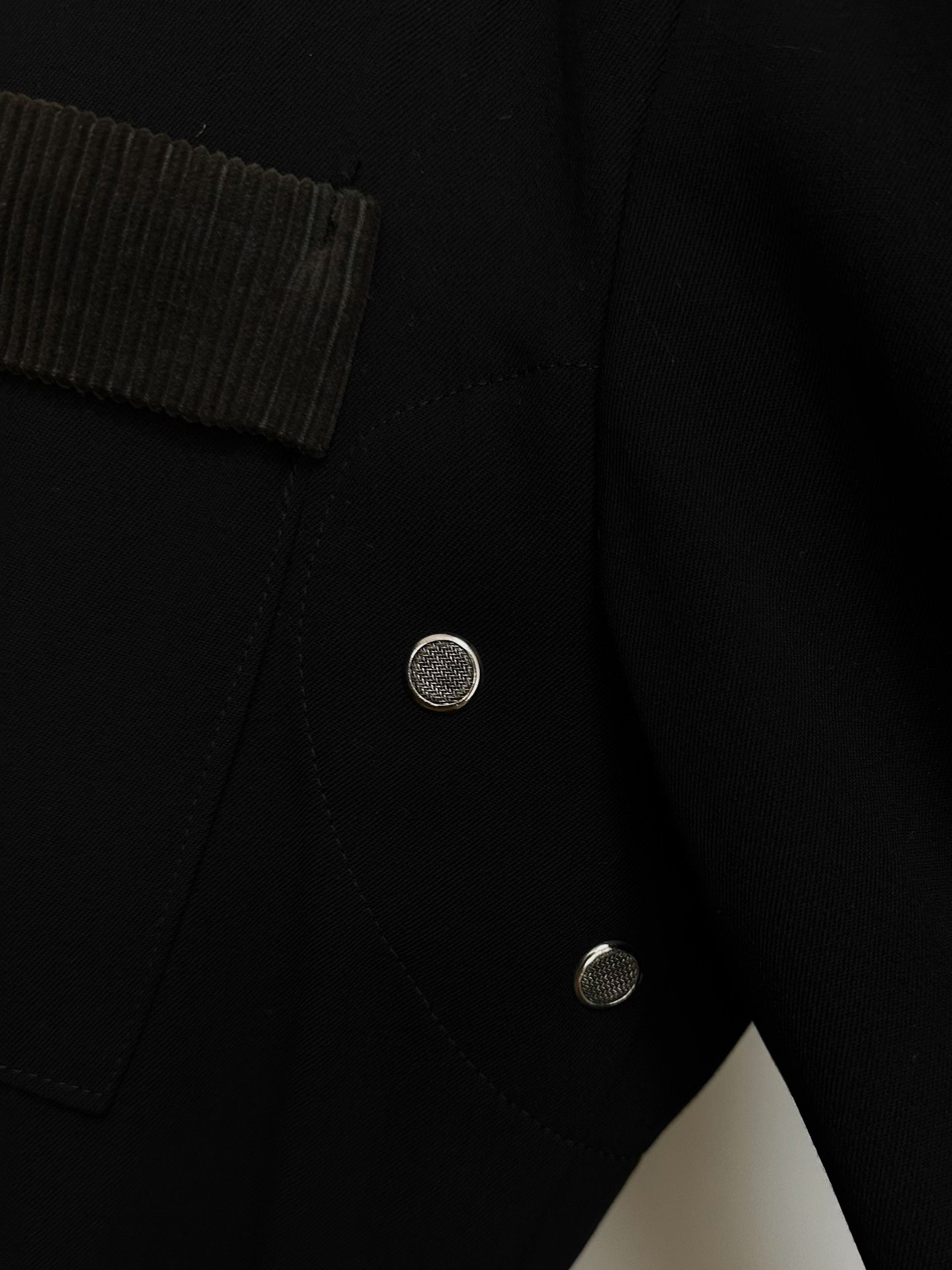 Yohji Yamamoto 1988 SS Vented Coat — label