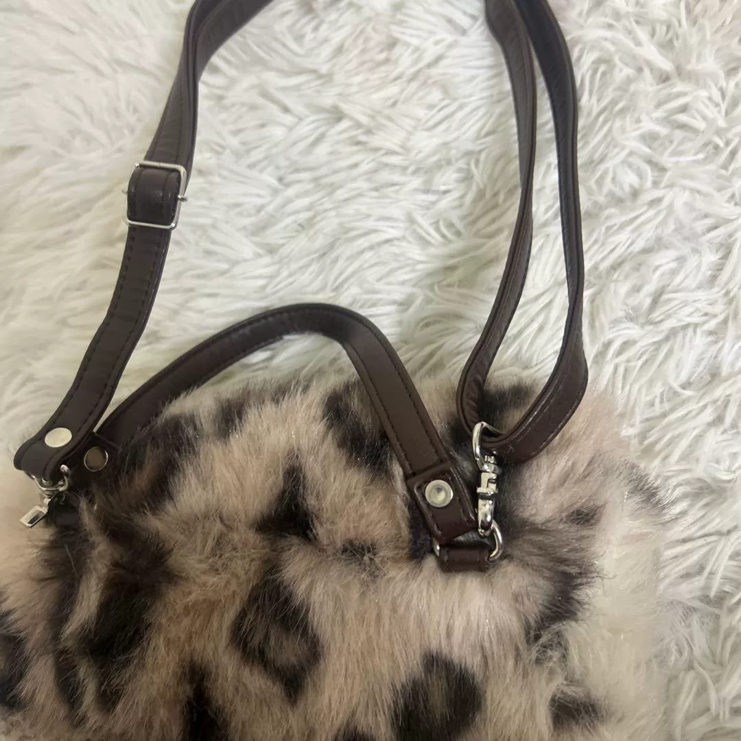 PORTER Leopard Furry Handbag Shoulder — detail
