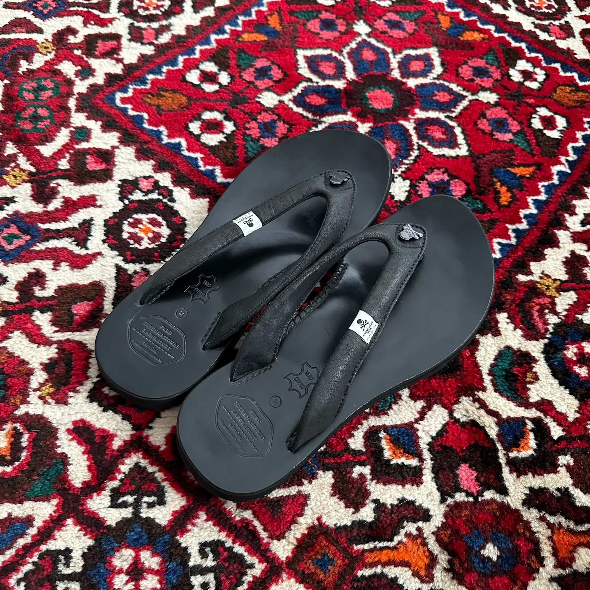 visvim x mastermind japan lama slippers — detail