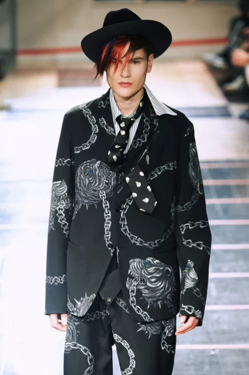 Yohji Yamamoto 14AW Silk Skull Tie — label