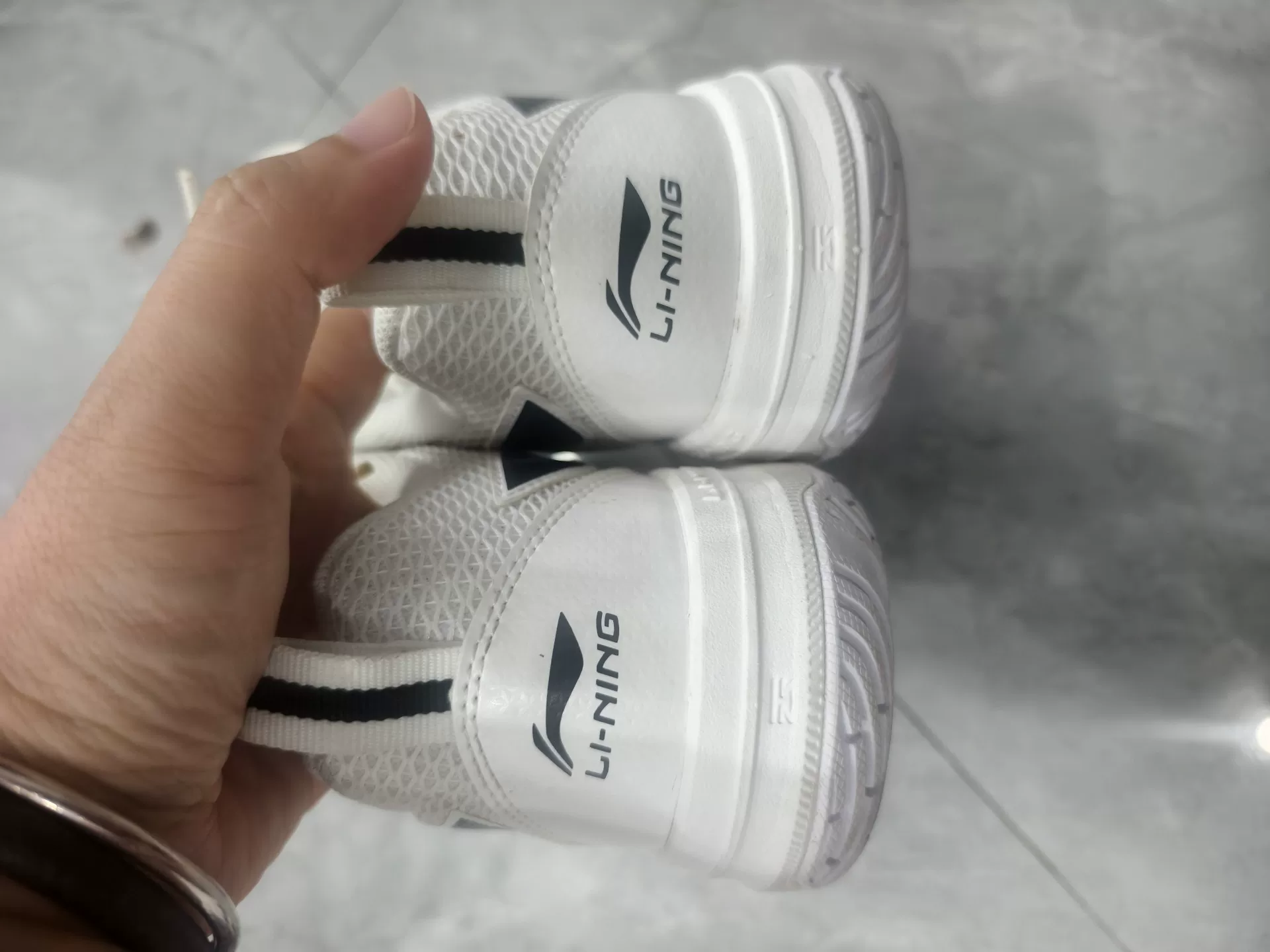 Li-Ning Blade Lite Badminton Shoes — front