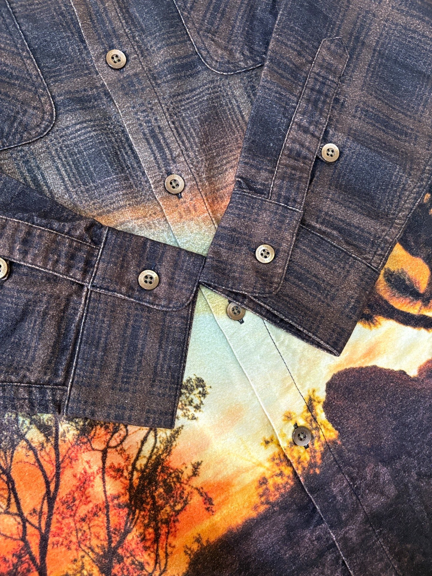 NEIGHBORHOOD x UGG Collaboration Shirt — label