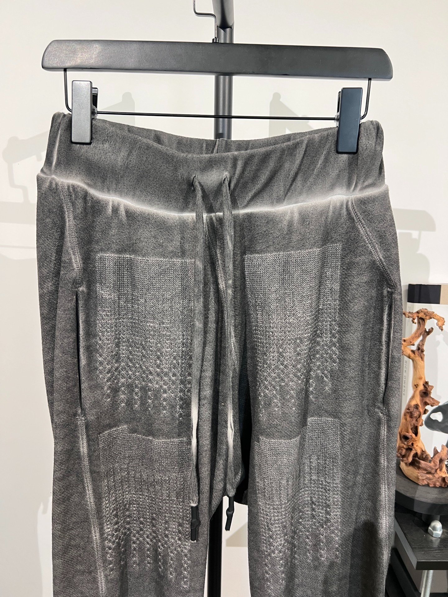 Boris Bidjan Saberi 11by bbs P3 Sweatpants — detail