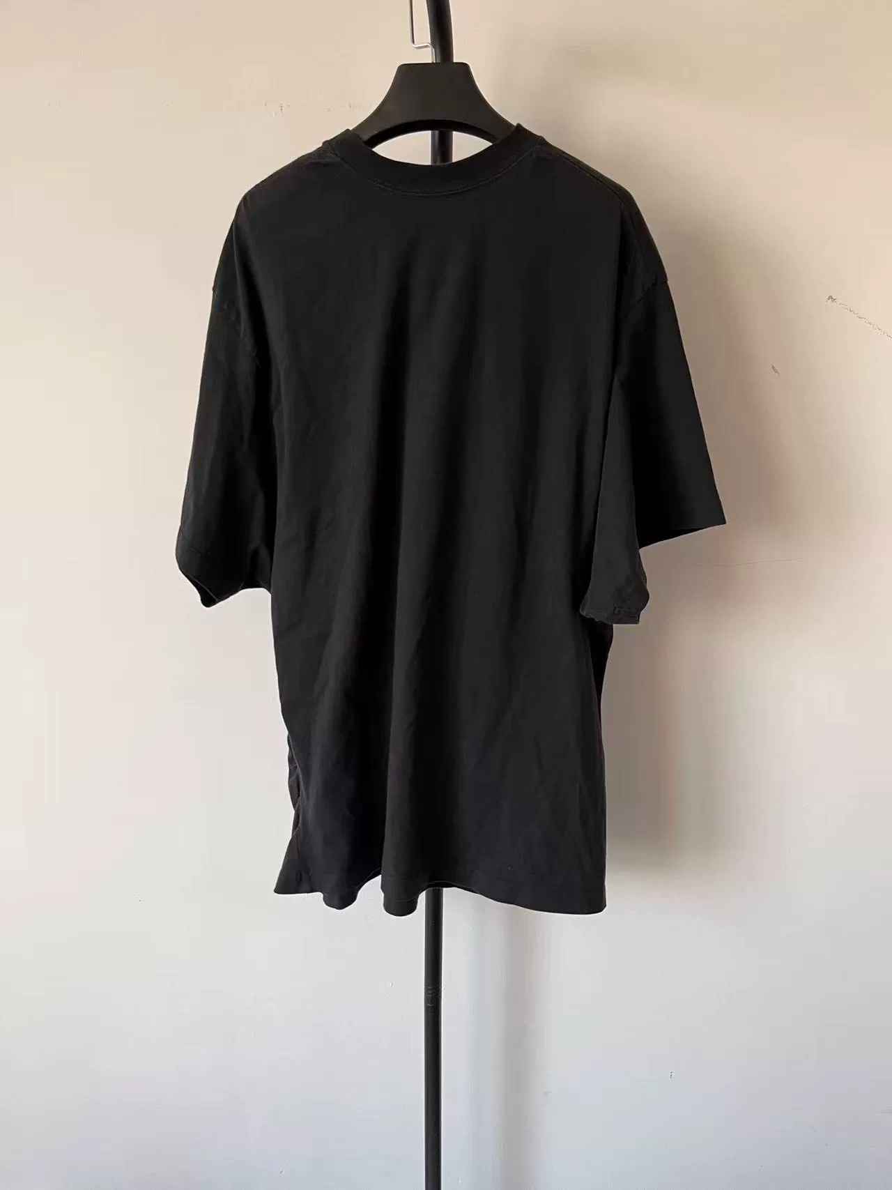 Balenciaga Tiger Print Short-Sleeve T-Shirt — front