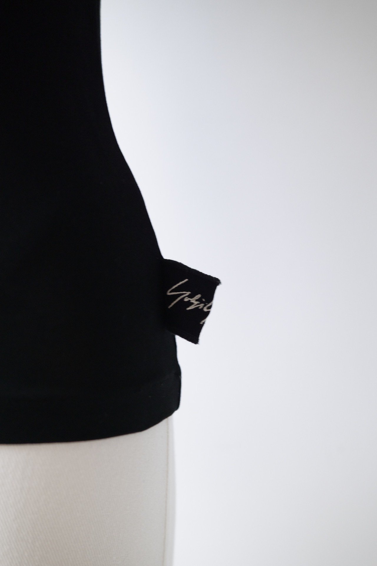 Yohji Yamamoto Sleeveless Signature Top — detail