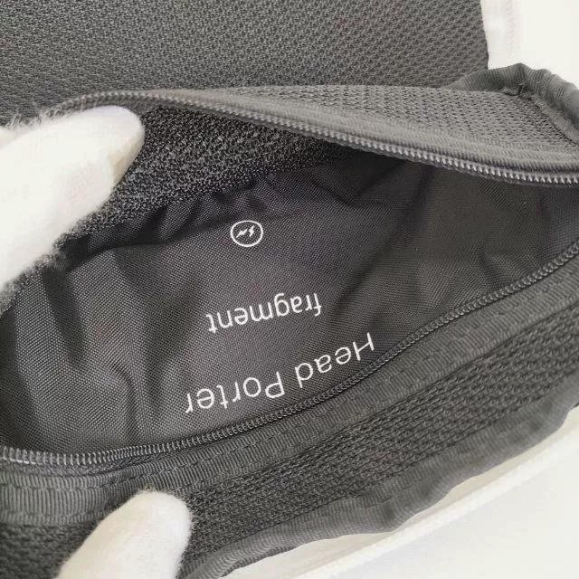 Head Porter x FRAGMENT Small Bag — label