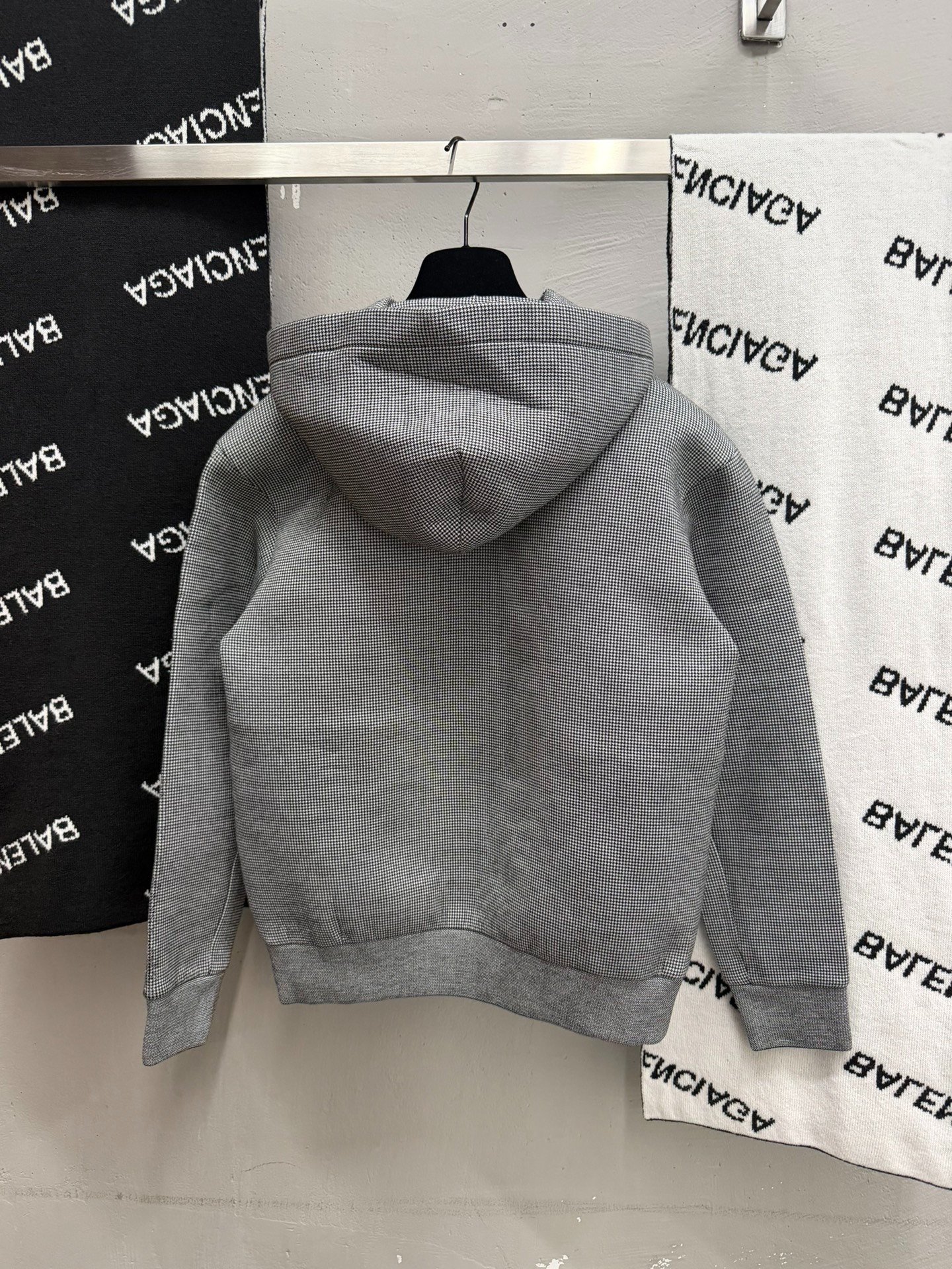 Louis Vuitton Wizard of Oz Portrait Hoodie — back