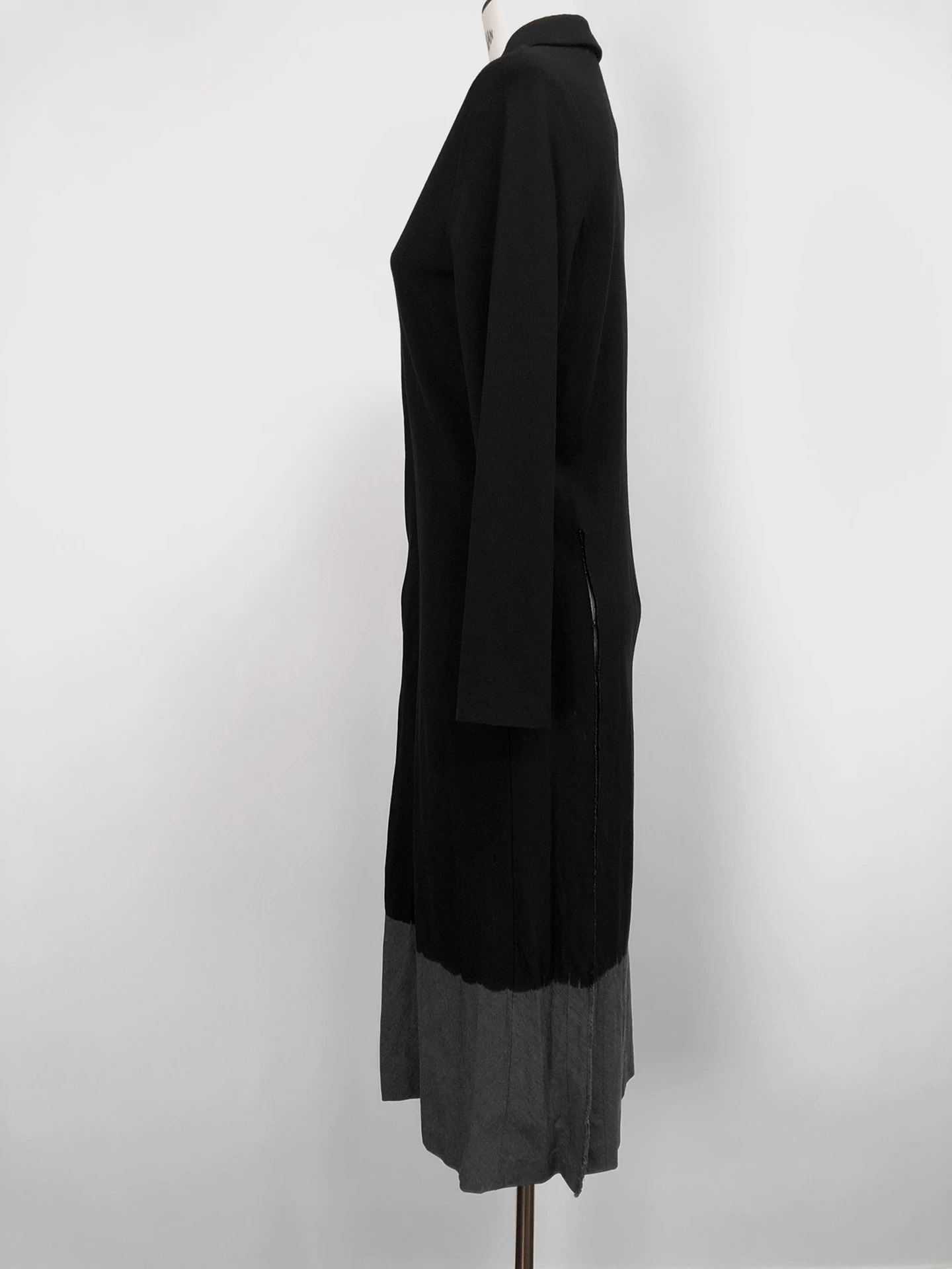 Comme des Garçons 1993AW Discharge Dress — detail