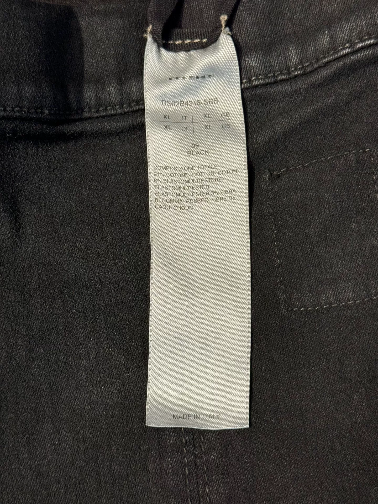 Rick Owens Women's Black Denim Shorts — detail