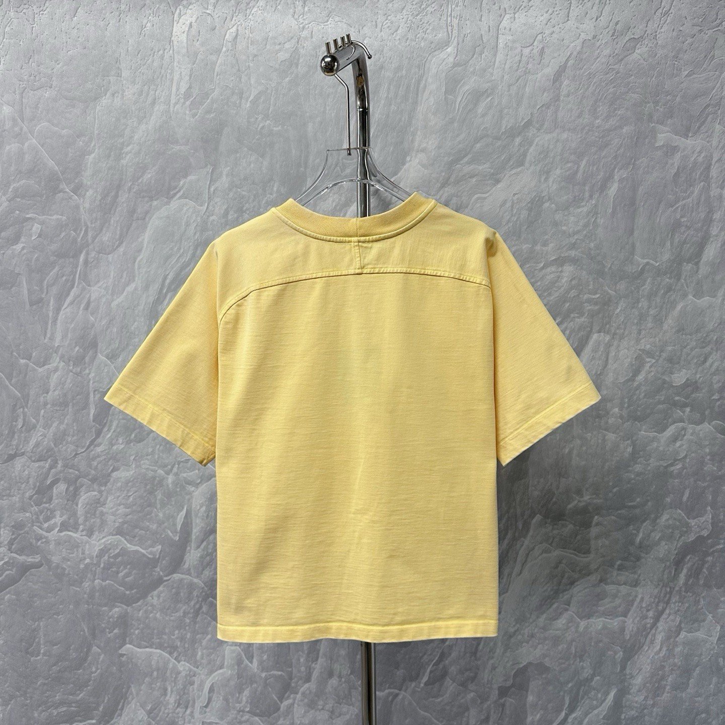 Louis Vuitton FW24 Distressed Print Chain Tee — label