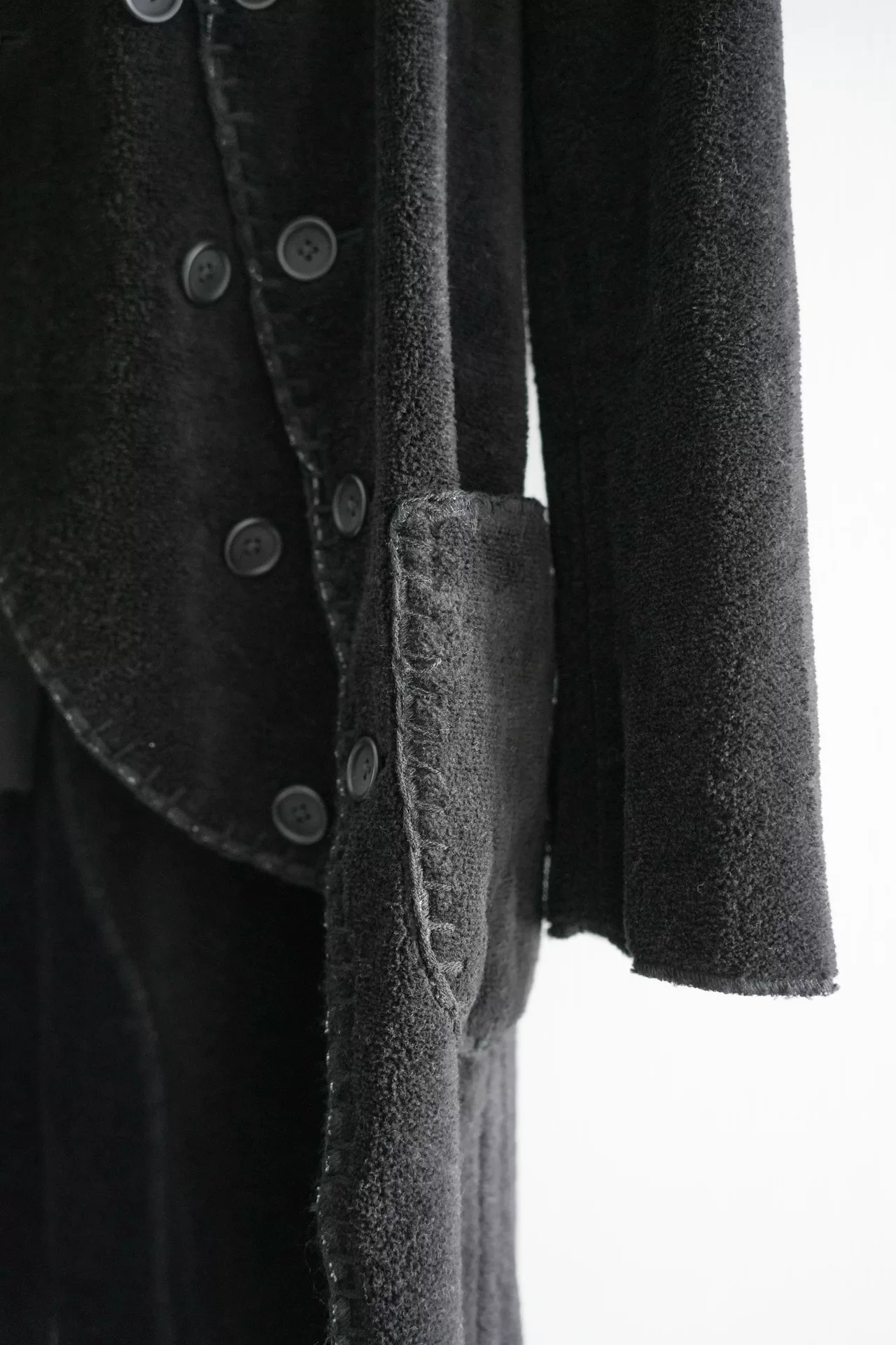 Yohji Yamamoto 21AW Multi-Button Hooded Coat — label
