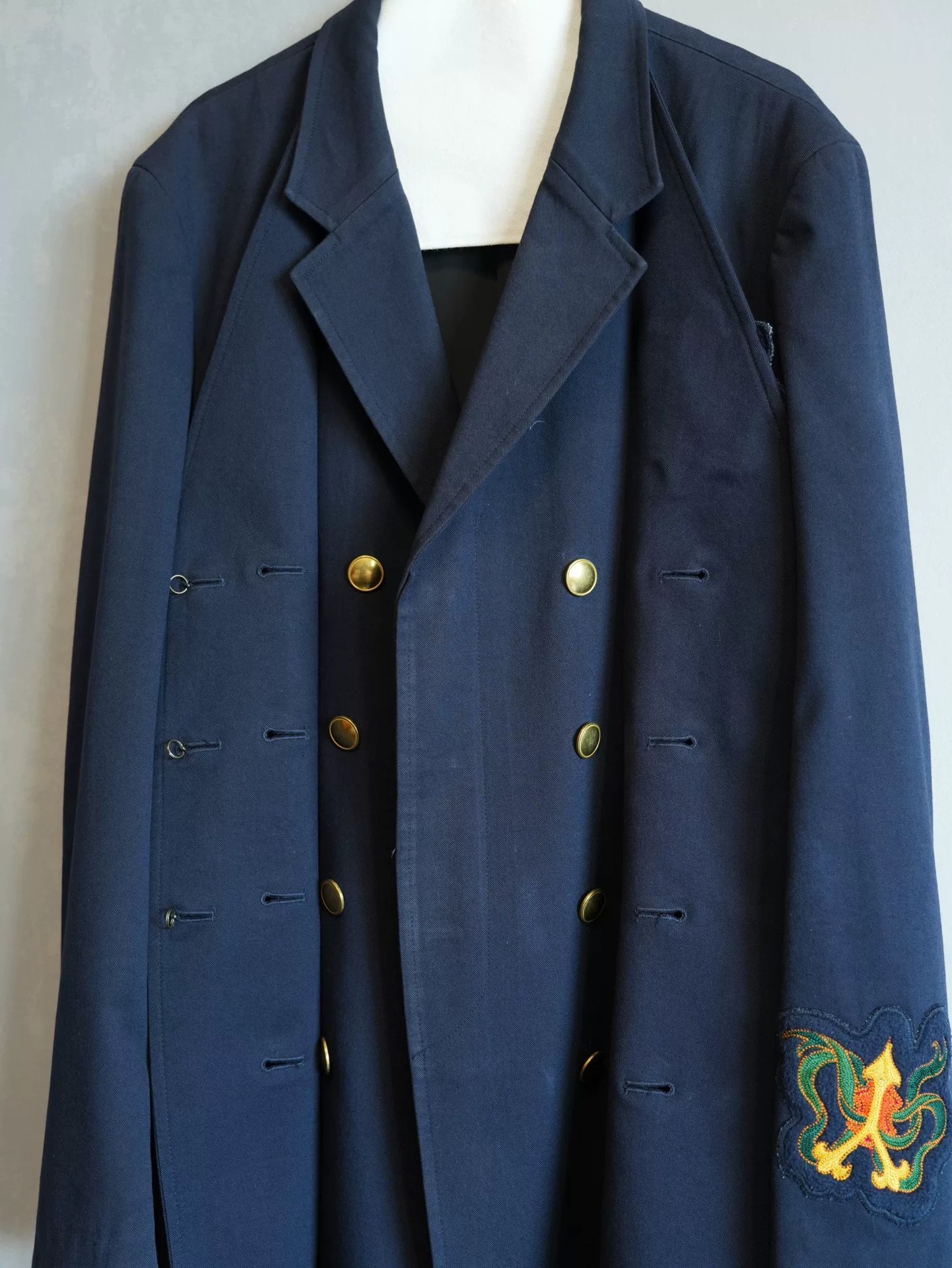 Yohji Yamamoto 12AW Double-Breasted Gold Button Coat — label