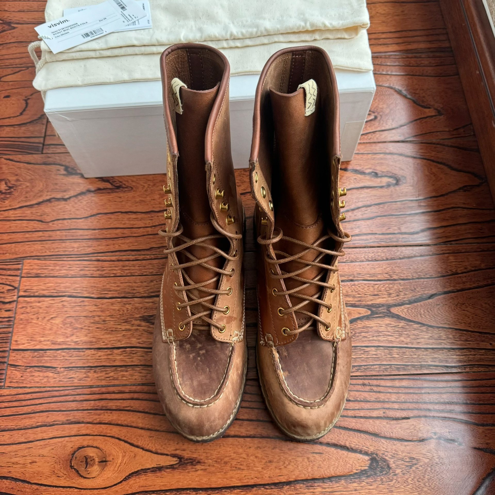 VISVIM 26ss SCOUT MOC BOOTS — front