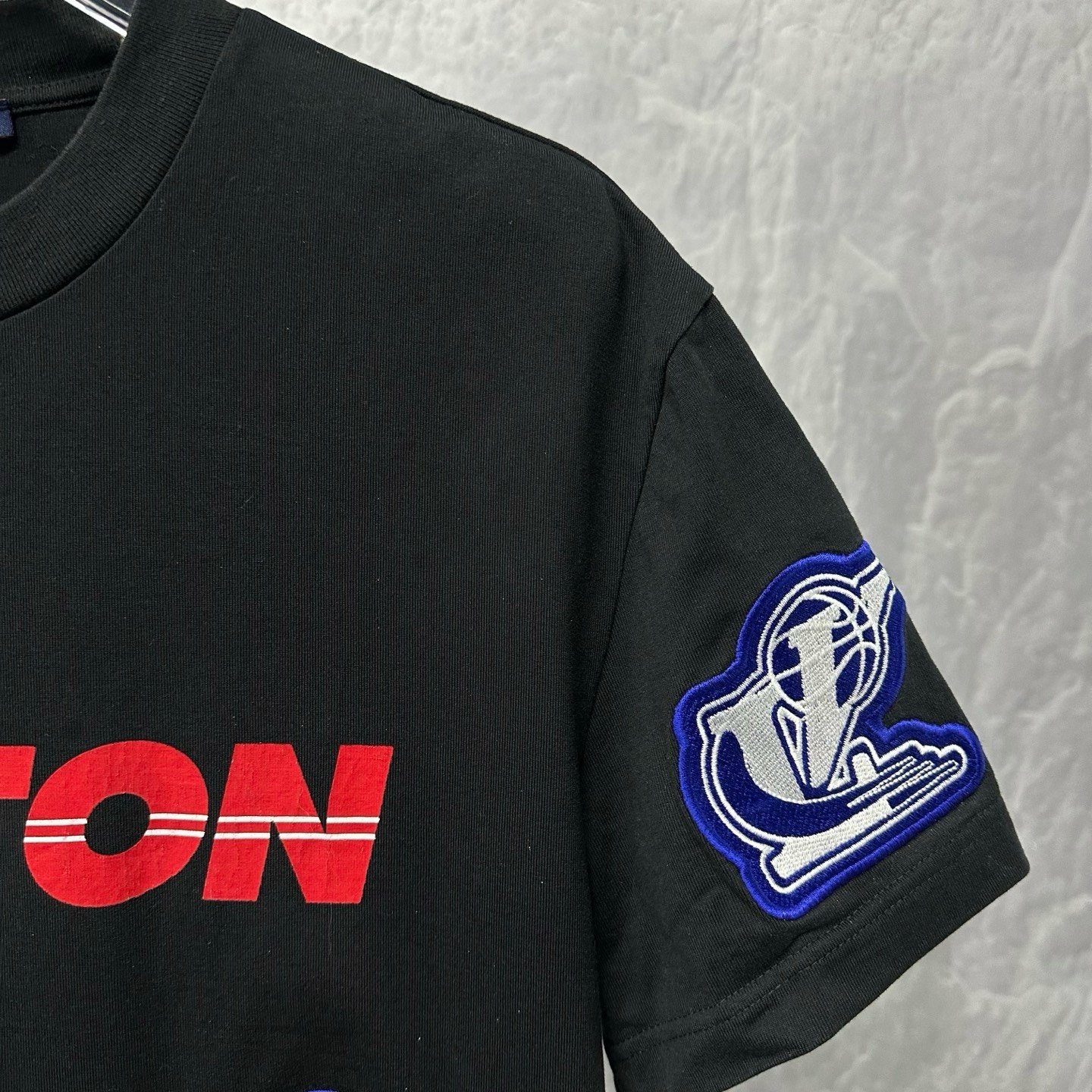Louis Vuitton NBA Print Embroidered T-Shirt — detail