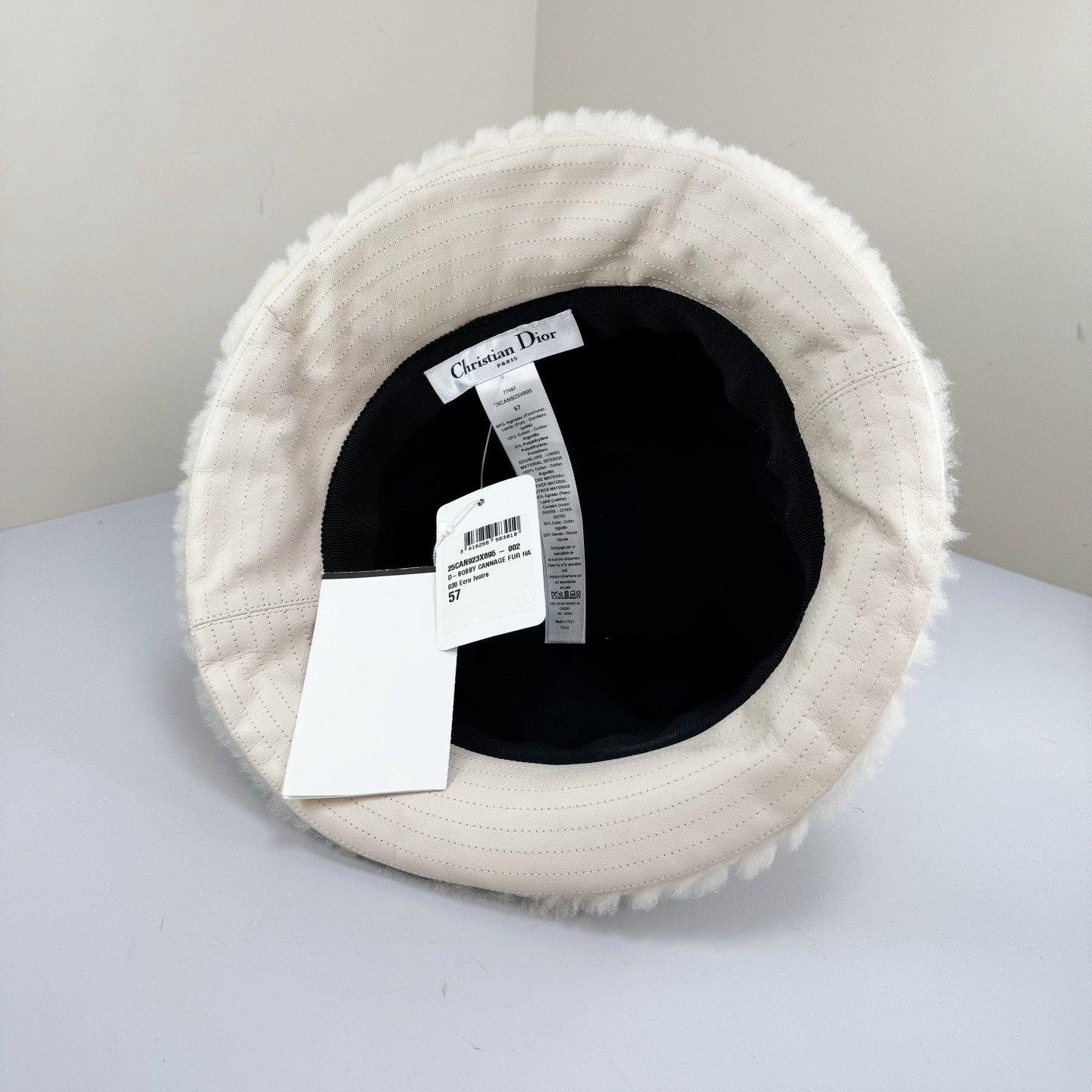 Dior 25SS Teddy Letter Bucket Hat — label