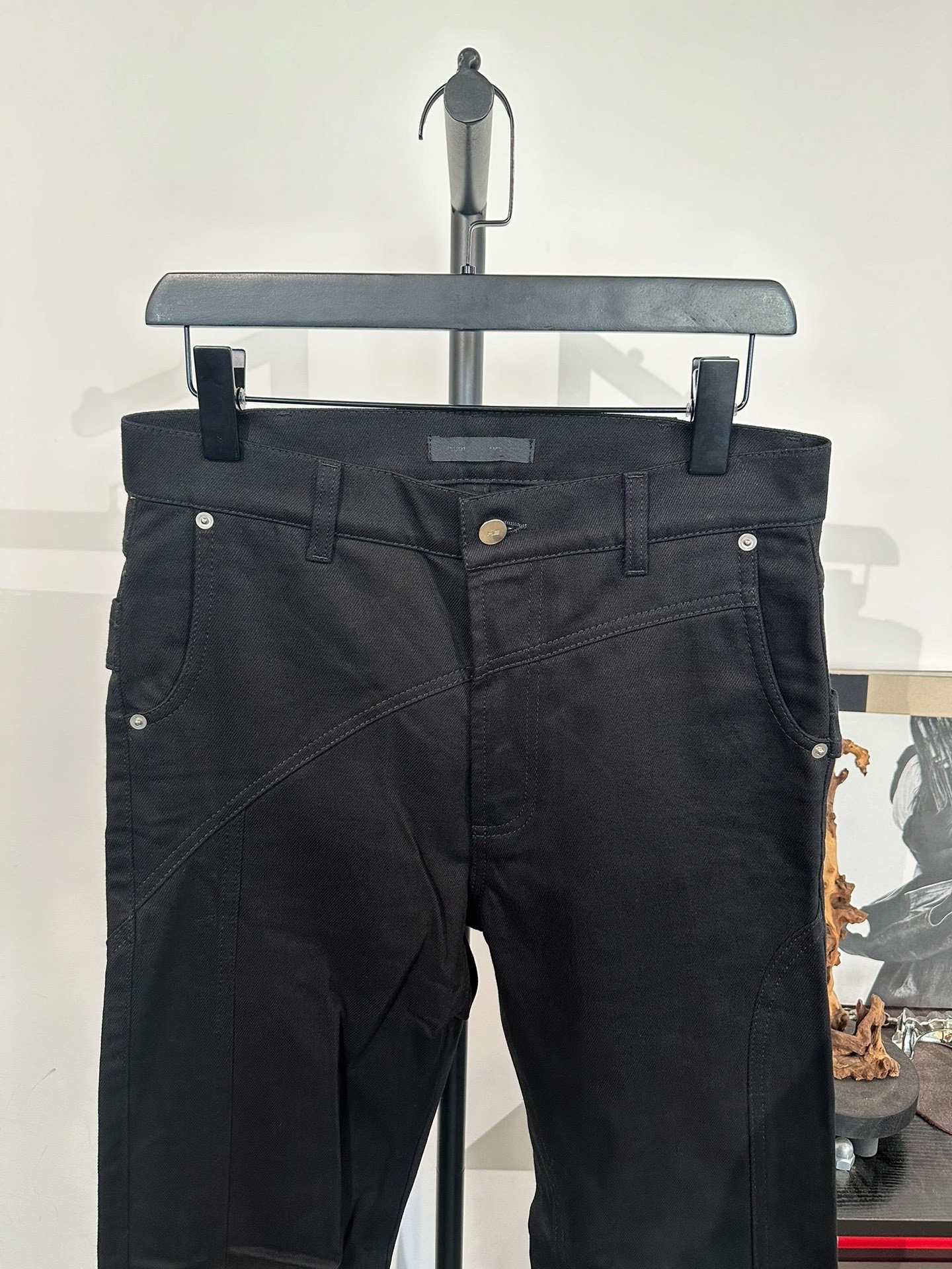 Heliot Emil Straight-Cut Workwear Pants — detail