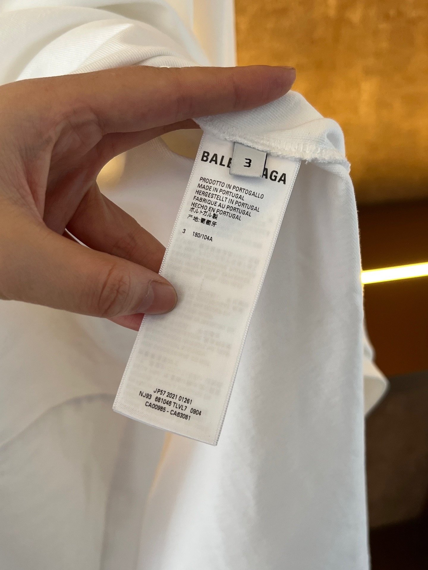 Balenciaga Paris White Limited Long-Sleeve — detail