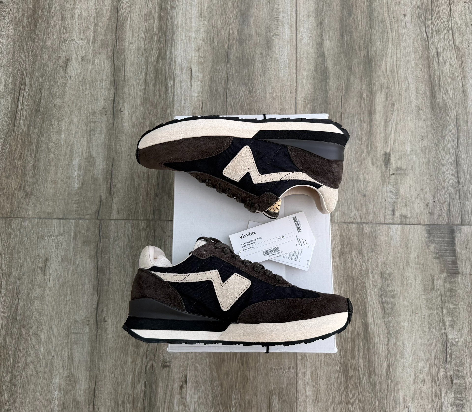 VISVIM FKT RUNNER — back