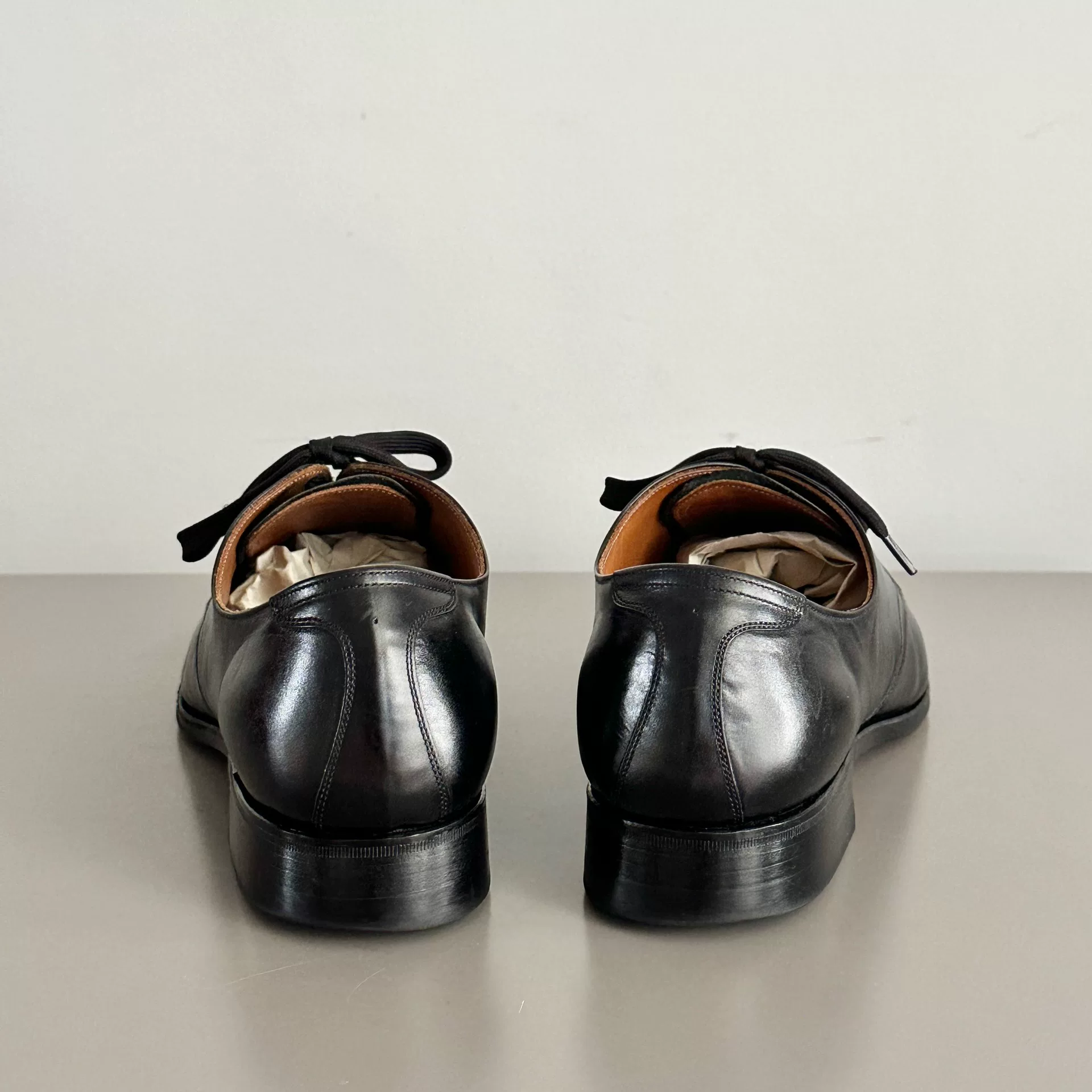 Biltbuck 40s USN Service Shoes — detail